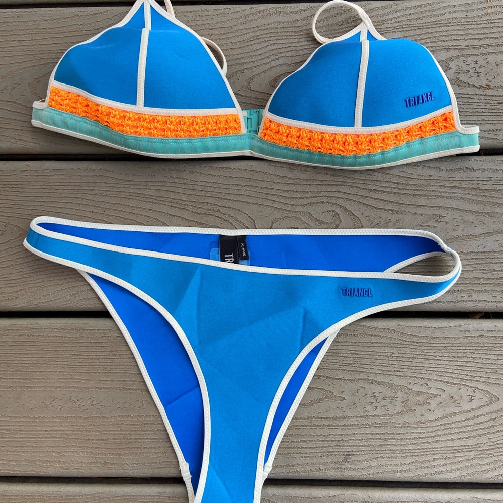 Triangl Bikini